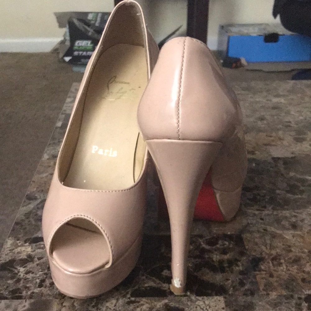 Women shoe